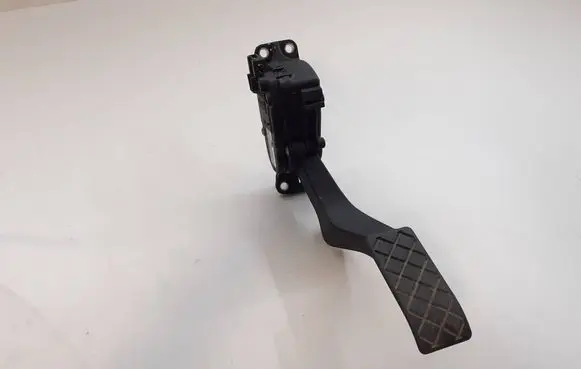 Volkswagen Transporter - Caravelle T5 Accelerator throttle pedal 7H1721503