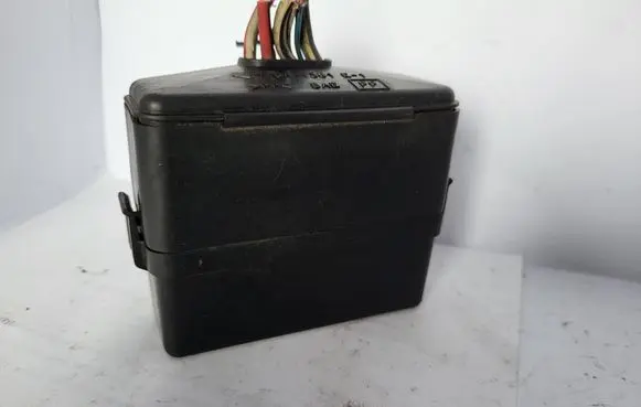 Opel Monterey Fuse box set 71541381