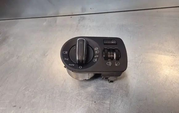 Audi A3 S3 A3 Sportback 8P Light switch 8P2941531BJ