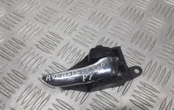Toyota Avensis Verso Front door interior handle