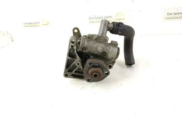 Mercedes-Benz E W210 Power steering pump 0024661901 LUK61289