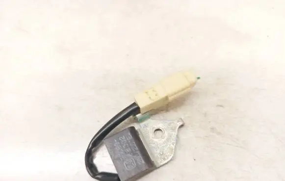 Toyota Avensis T250 Sensor 9008088002