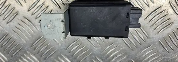 Nissan X-Trail T30 Door central lock control unit/module 28596CC0 93055R 5WK48821