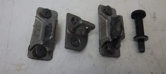 Opel Vivaro Loading door lock loop/hook striker 
