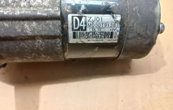 Mazda 3 I Starter motor M000T91381 ZJ01