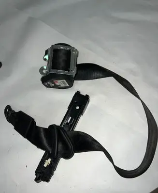 Audi Q7 4L Rear seatbelt 606781300C 19102006 4L0857805G