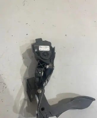 Peugeot 807 Accelerator throttle pedal 1400838680 06022008 6PV00908309