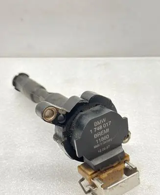 BMW 7 E38 High voltage ignition coil 1748017 11860