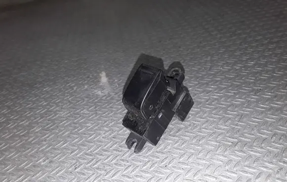 Nissan Primera Electric window control switch 25411AV600
