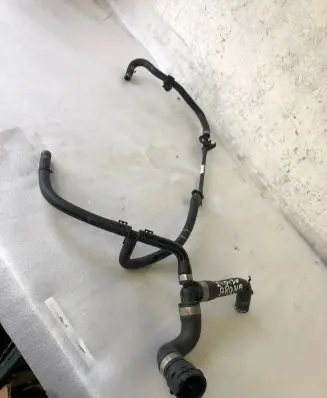 Seat Arona Engine coolant pipe/hose 05c121064c