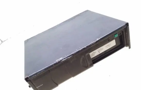 CD/DVD changer