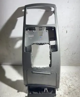 Audi A6 S6 C6 4F Center console 4F1864261 T0021886 P0103820