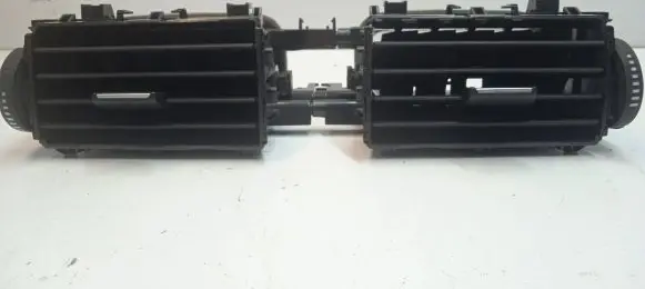 BMW 3 F30 F35 F31 Dash center air vent grill 9218552