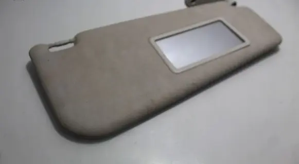 Sun visor clip/hook/bracket