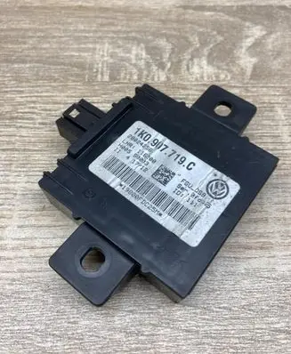 Volkswagen Touran I Alarm control unit/module 1K0907719C