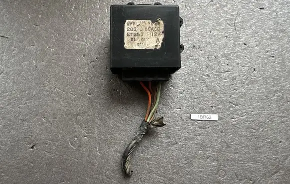 Nissan Patrol Y60 Window wiper relay 2851050A00