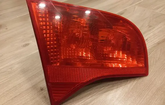 Audi A4 S4 B7 8E 8H Tailgate rear/tail lights 8E9945093A
