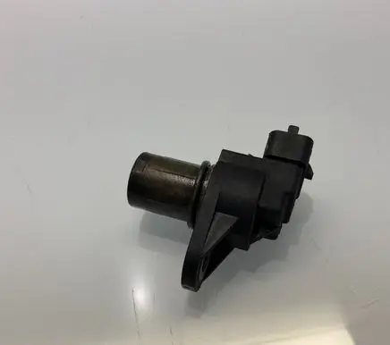 Mercedes-Benz CLS C219 Camshaft position sensor A0031539728 070404 0031539728