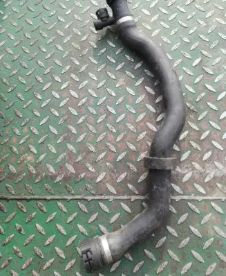 BMW X5 E53 Engine coolant pipe/hose 7788276