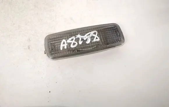 Audi A6 S6 C5 4B Other interior light 8l0947105a