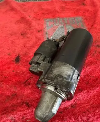 Mercedes-Benz ML W164 Starter motor 1005821904
