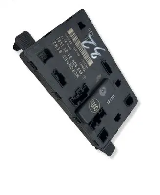 Mercedes-Benz Vito Viano W639 Door control unit/module 6399003101
