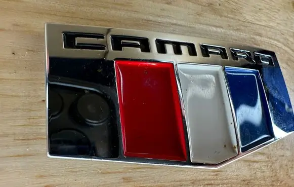 Chevrolet Camaro Front door emblem/model letters 84233235