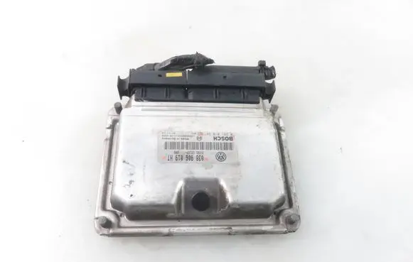 Seat Cordoba (6L) Engine control unit/module 0281010947 038906019HT