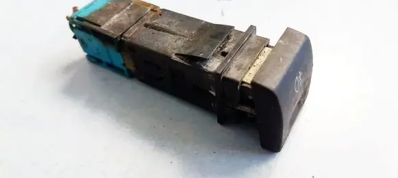 Fog light switch