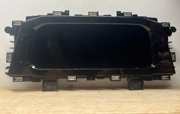 Volkswagen Golf VIII Speedometer (instrument cluster) 5H0920340A