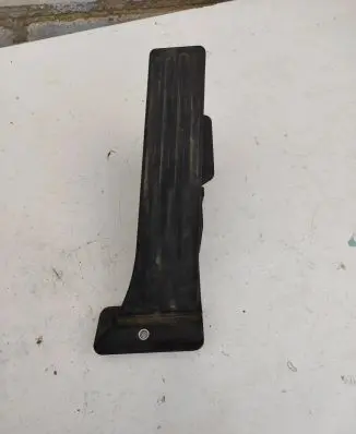 BMW 4 F36 Gran coupe Accelerator throttle pedal 6853175 3081846021