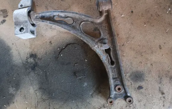 Volkswagen Scirocco Front lower control arm/wishbone