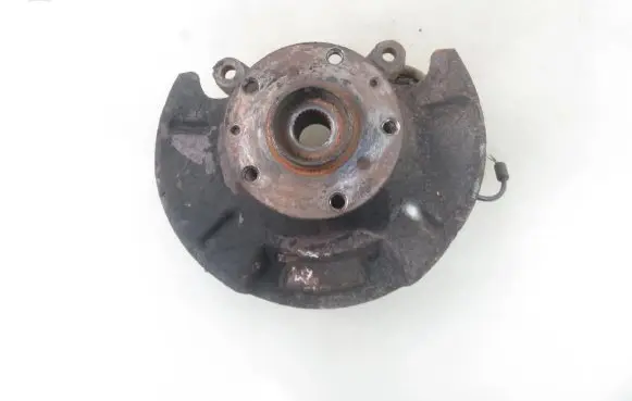 Suzuki SX4 Front wheel hub spindle knuckle