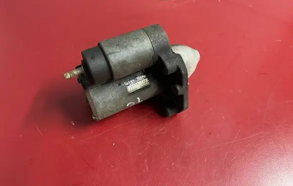 Chrysler Town & Country V Starter motor 04801839AB