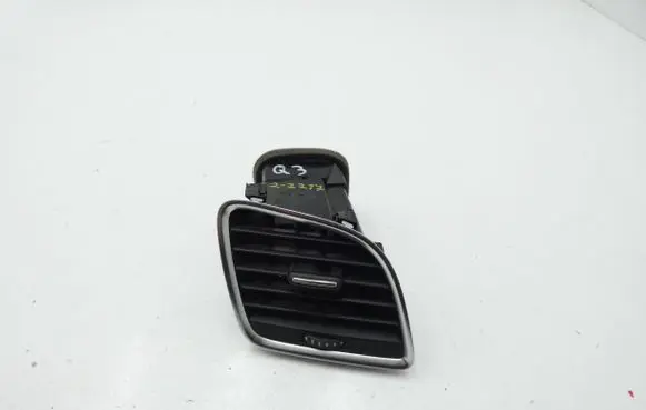 Audi Q3 8U Dashboard air vent grill cover trim 8U2820902B