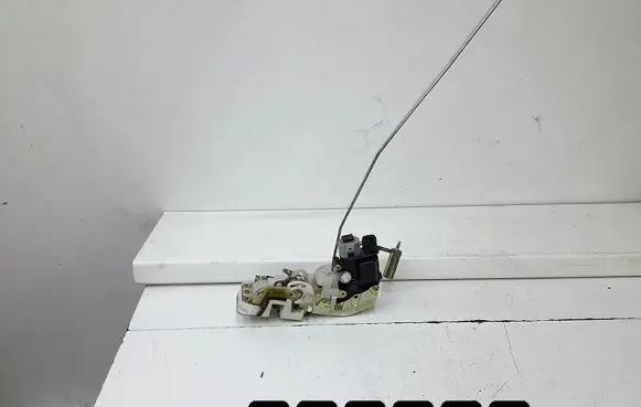 Honda HR-V Rear door lock