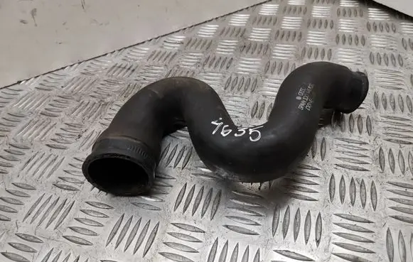 Audi A4 S4 B6 8E 8H Intercooler hose/pipe 8D0145828L
