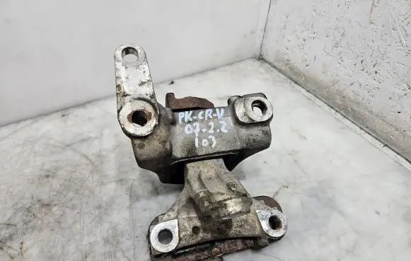 Honda CR-V Engine mount bracket 52SWY