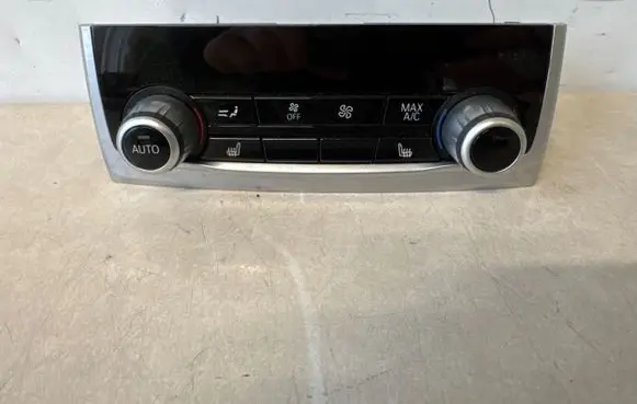 BMW 7 G11 G12 Climate control unit 6826891