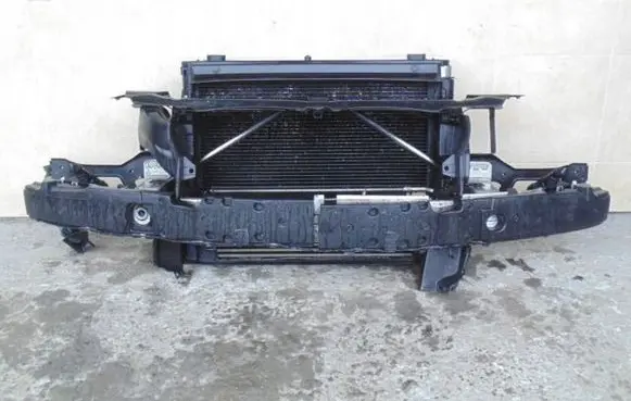 BMW 5 E60 E61 Radiator support slam panel