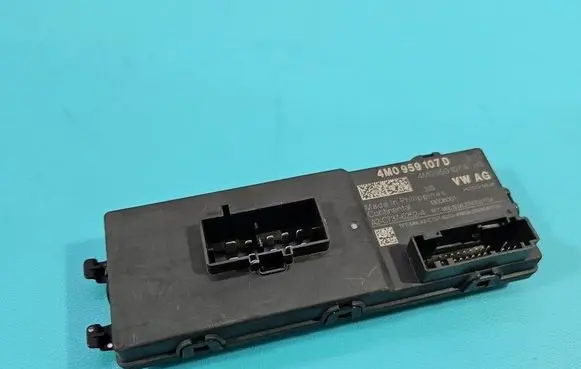 Audi A4 S4 B9 8W Central body control module 4M0959107D IMPRK1571917