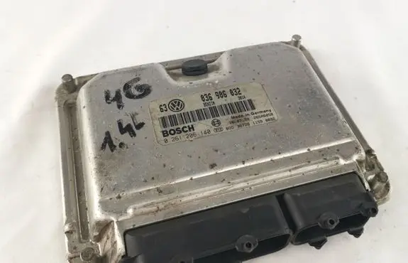 Volkswagen Golf IV Engine control unit/module 0261206140 036906032 26SA6058