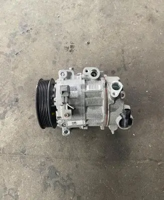Alfa Romeo Giulia Air conditioning (A/C) compressor (pump) 50537004