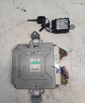 Subaru Outback Engine control unit/module 22611AE992 207322G 1120007322
