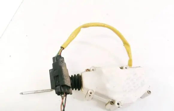 Volkswagen Sharan Central locking motor 7M0959775C 95VW9B241AB