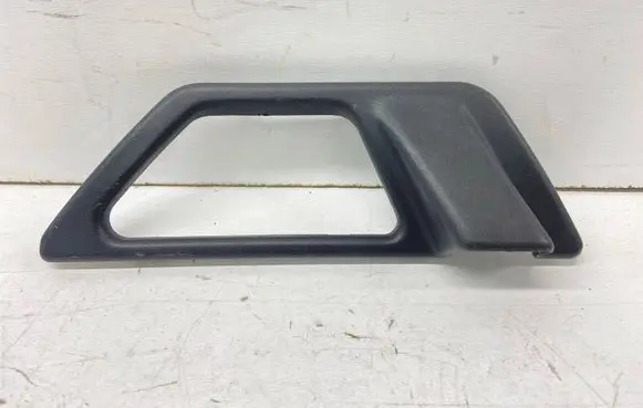 Mercedes-Benz E W124 Front door interior handle trim 1247660264 A1247660264 FRIEFI