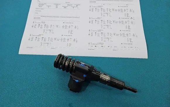 Skoda Octavia Mk2 (1Z) Fuel injector 0414720404 IMPRK1464852