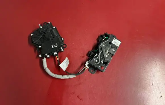 BMW X1 F48 F49 Tailgate/trunk/boot lock/catch/latch 2712440 7374006