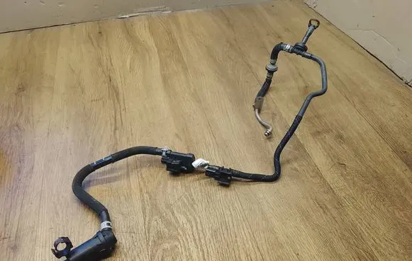 Porsche Macan (95B) Vacuum line/pipe/hose 06M133240BP