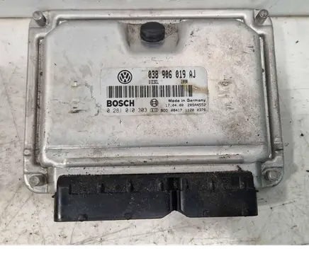Volkswagen Caddy Engine control unit/module 0281010303 038906019AJ 28SA4552